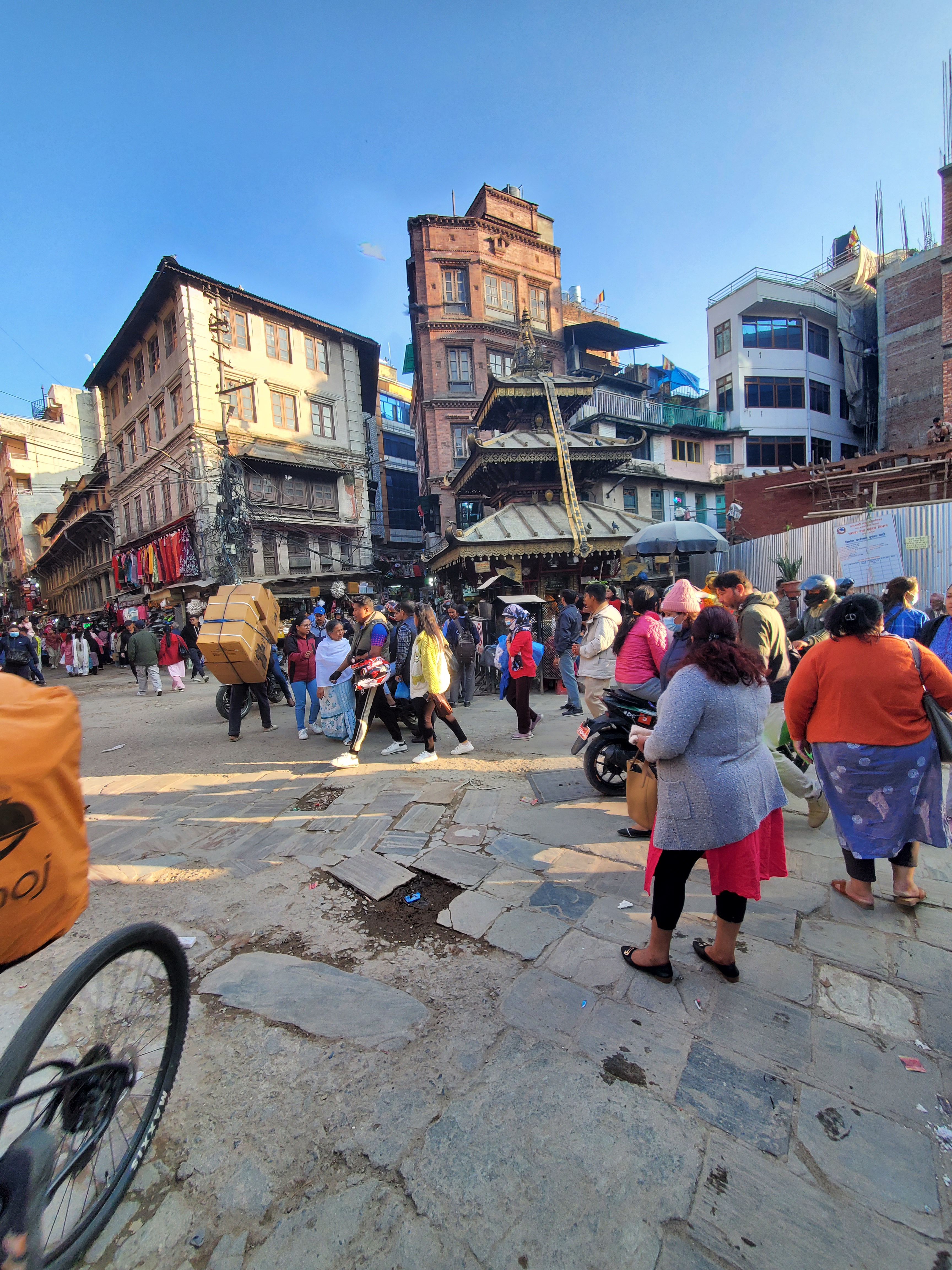Daily life at Asan Bazaar